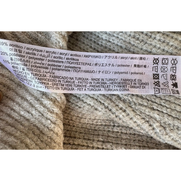 ZARA Gray Slit Sleeve Turtleneck Sweater Size Small | Classic, Minimal, 90s - Picture 6 of 6